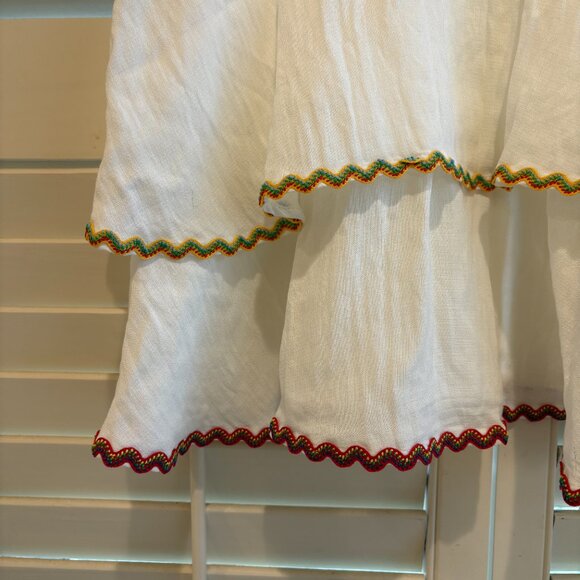 White embroidered hem tank top - Picture 3 of 4